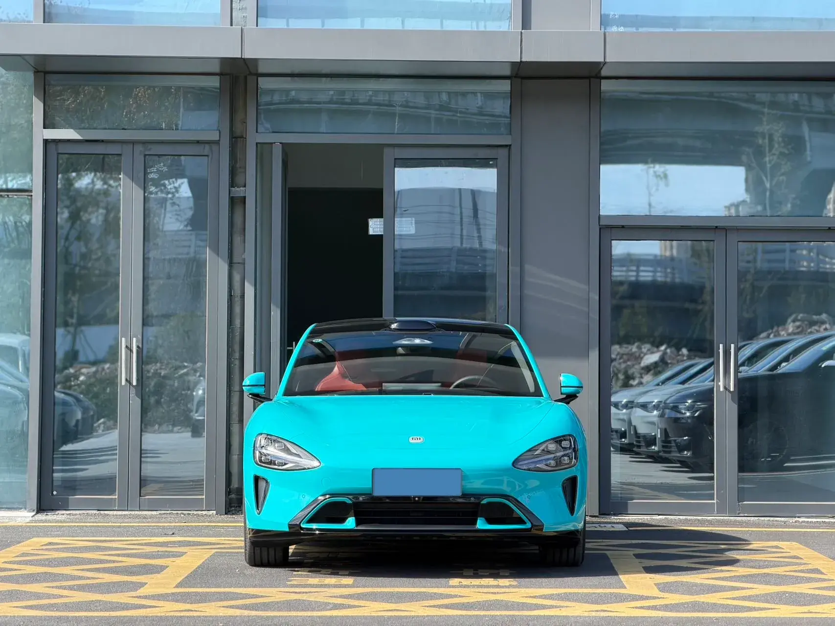 2024 MI SU7 thumbnail 2