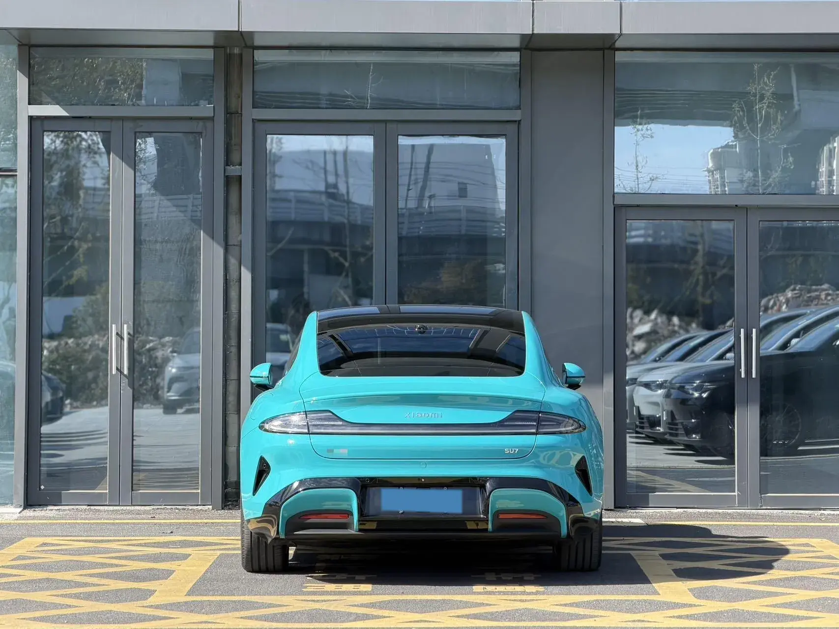 2024 MI SU7 thumbnail 4