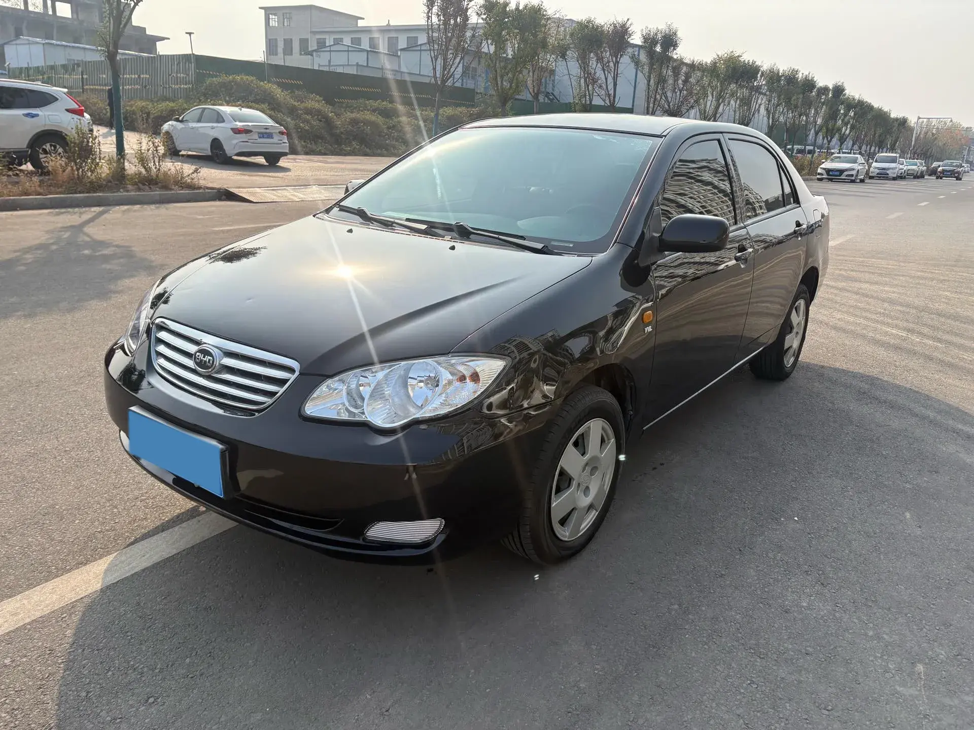 2013 BYD F3 view 1