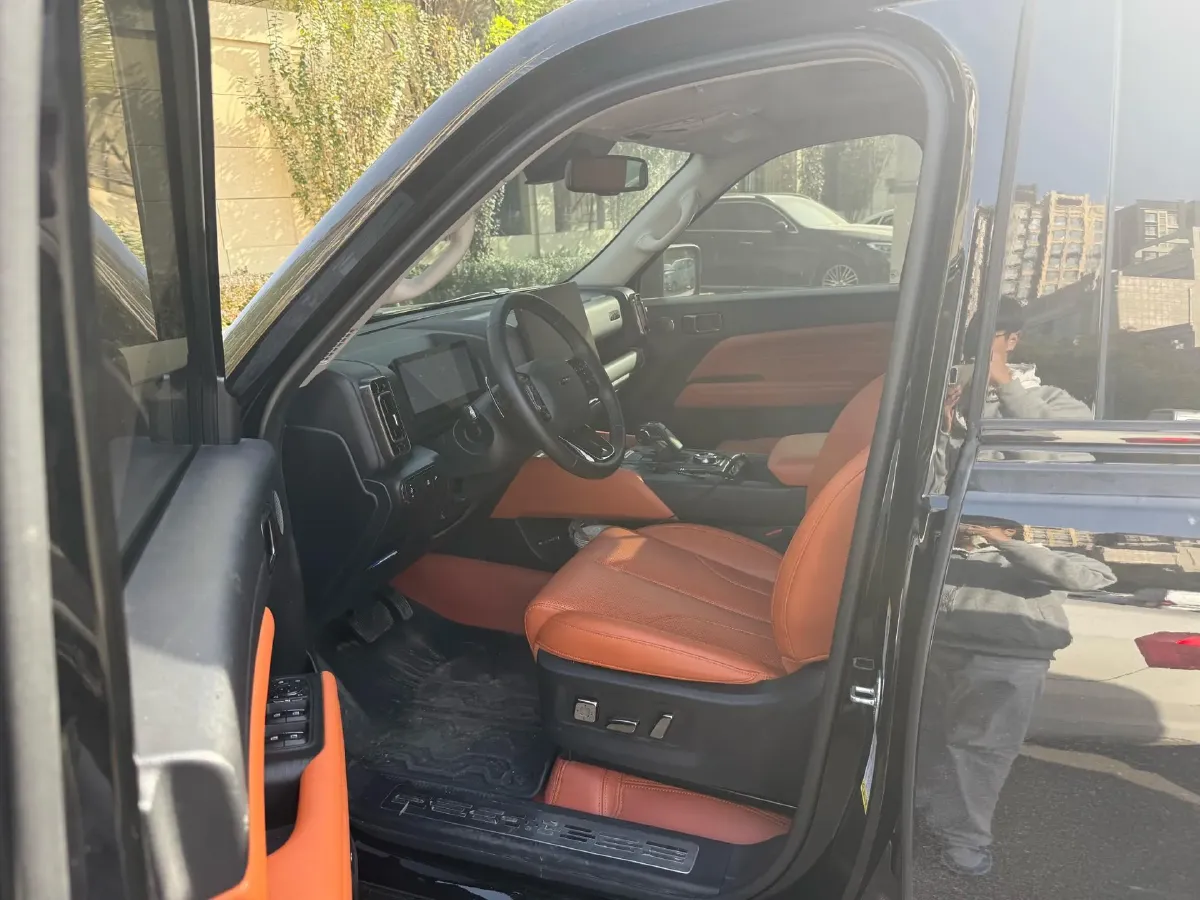 2024 Haval H9 2.0T 224HP L4 8AT,autocango,china used car exporter,china ev exporter,chinese used car exporter,chinese used ev exporter