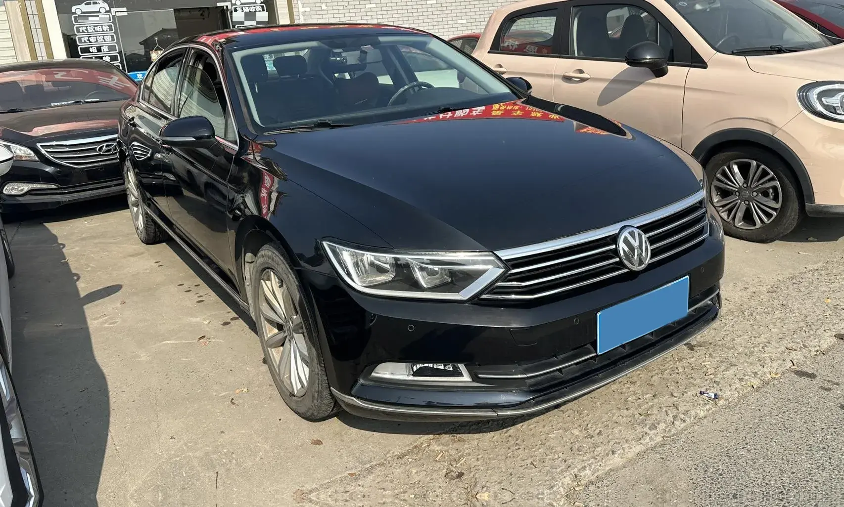 2018 VOLKSWAGEN MAGOTAN thumbnail 3