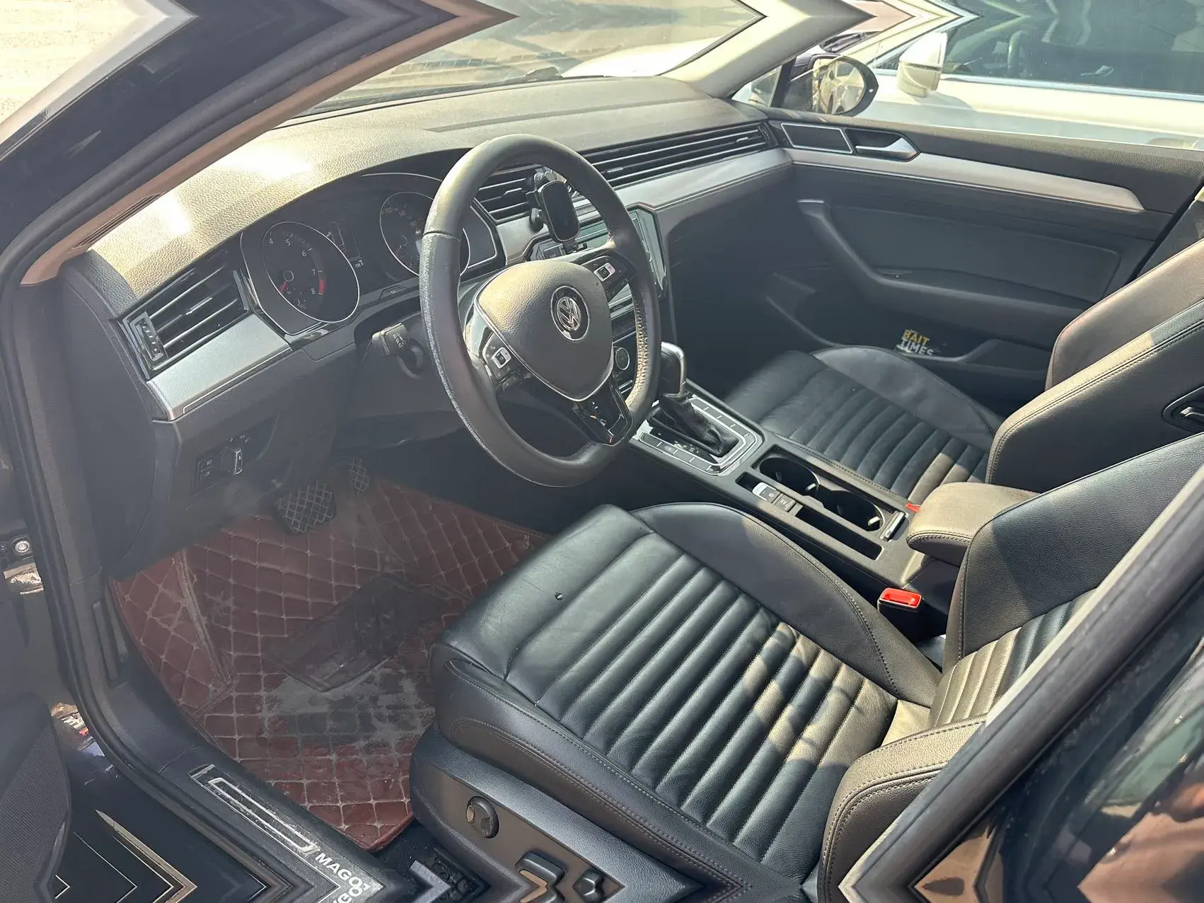 2018 VOLKSWAGEN MAGOTAN thumbnail 4