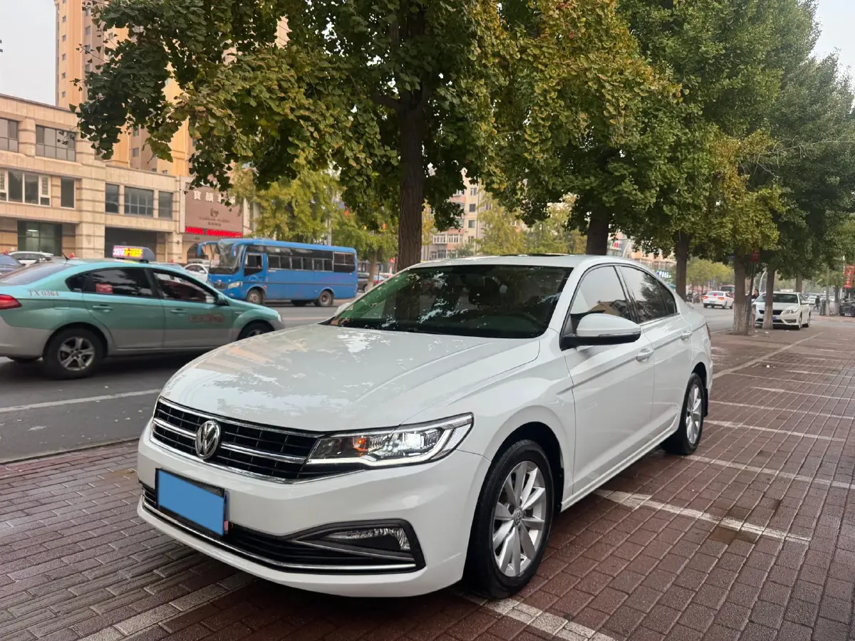 2019 Volkswagen Bora 1.5L 116HP L4 5MT