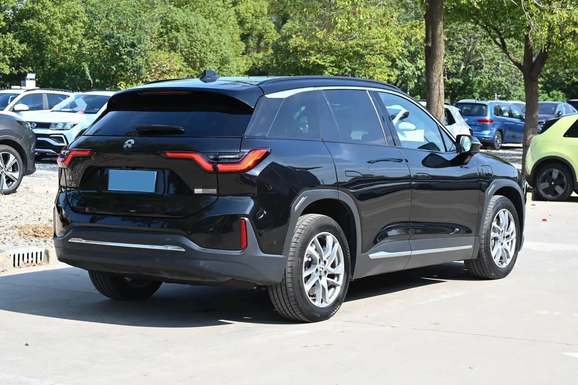 2020 NIO ES6 thumbnail 3