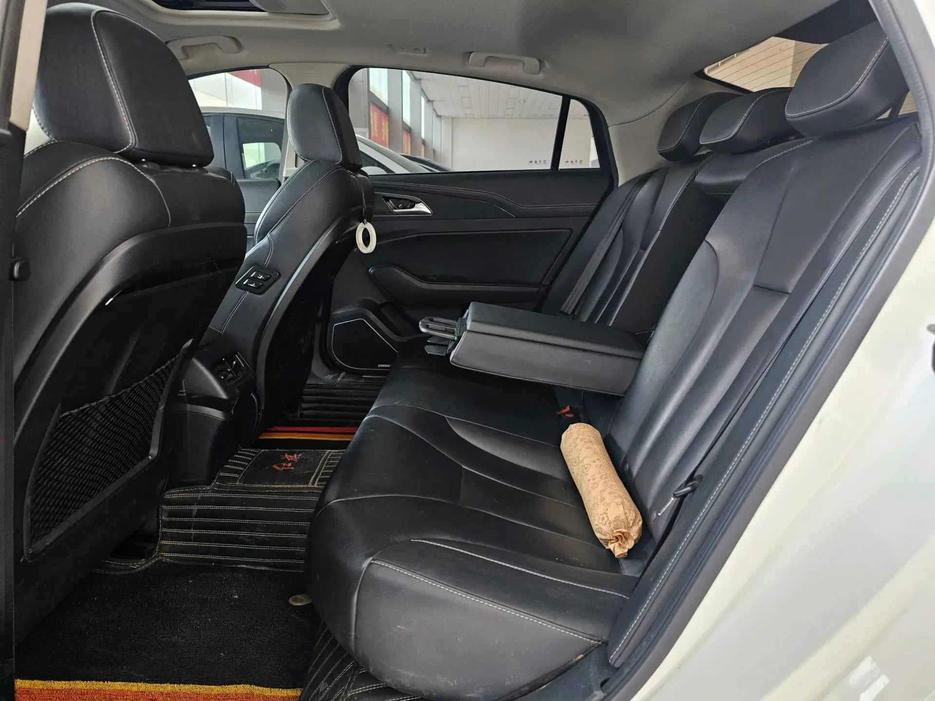 2019 HONGQI H5 thumbnail 4