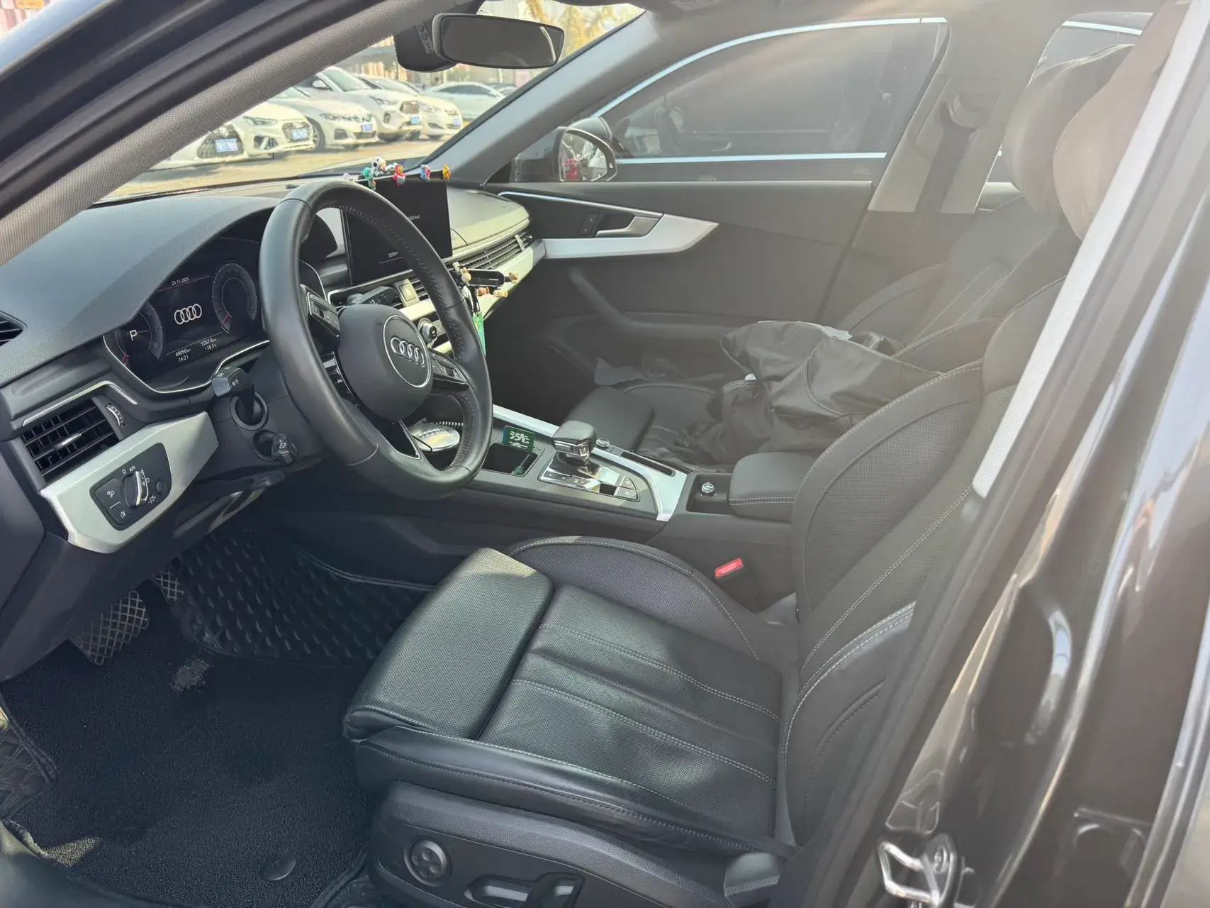 2020 AUDI A4L thumbnail 4