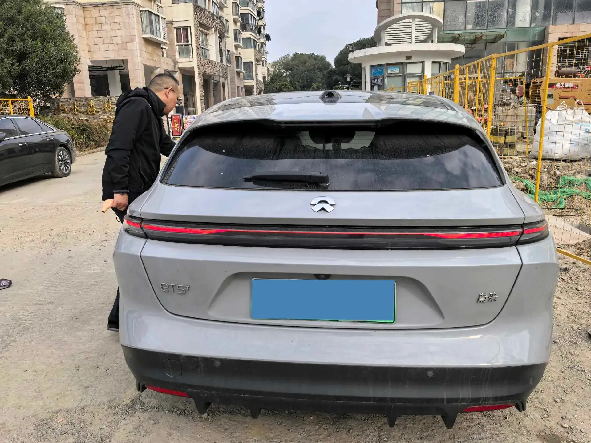 2024 NIO ET5T thumbnail 3