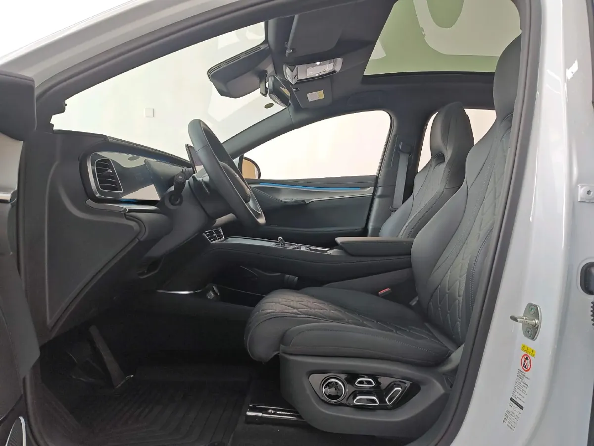 2025 BYD Sea Lion 07 BEV 80.64KWH,autocango,china used car exporter,china ev exporter,chinese used car exporter,chinese used ev exporter