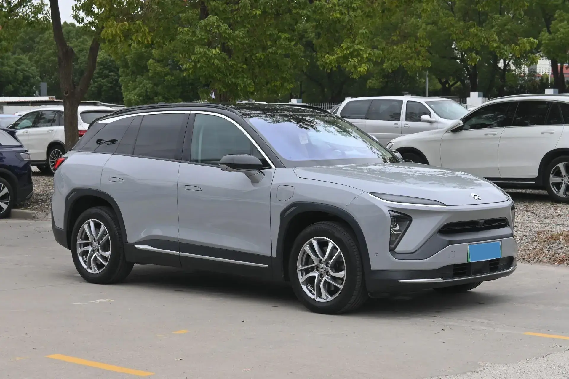 2019 NIO ES6 thumbnail 4