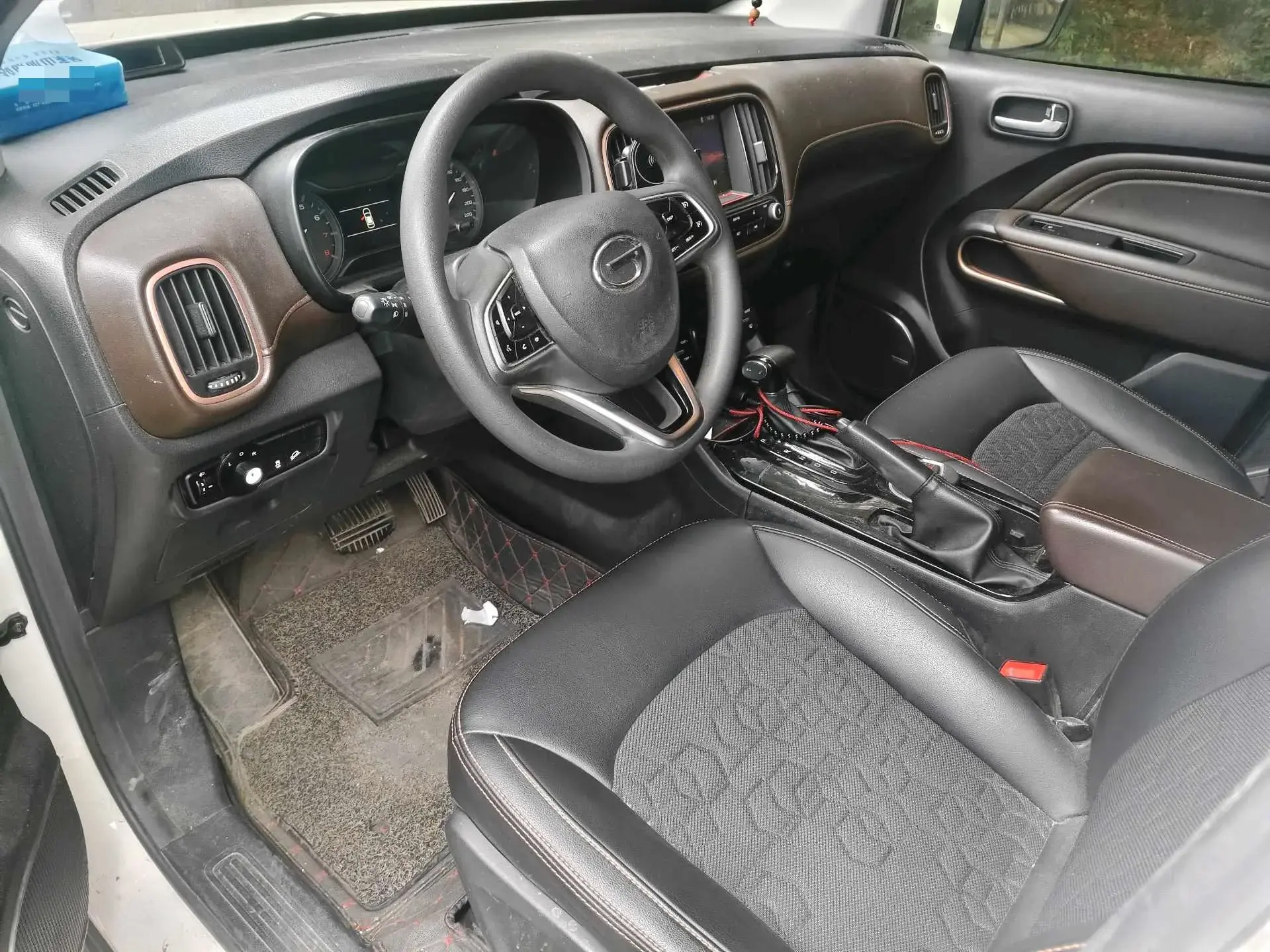 2017 GAC TRUMPCHI thumbnail 3