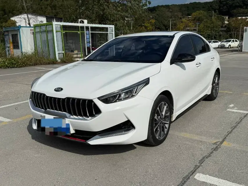 2019 KIA K3 view 1