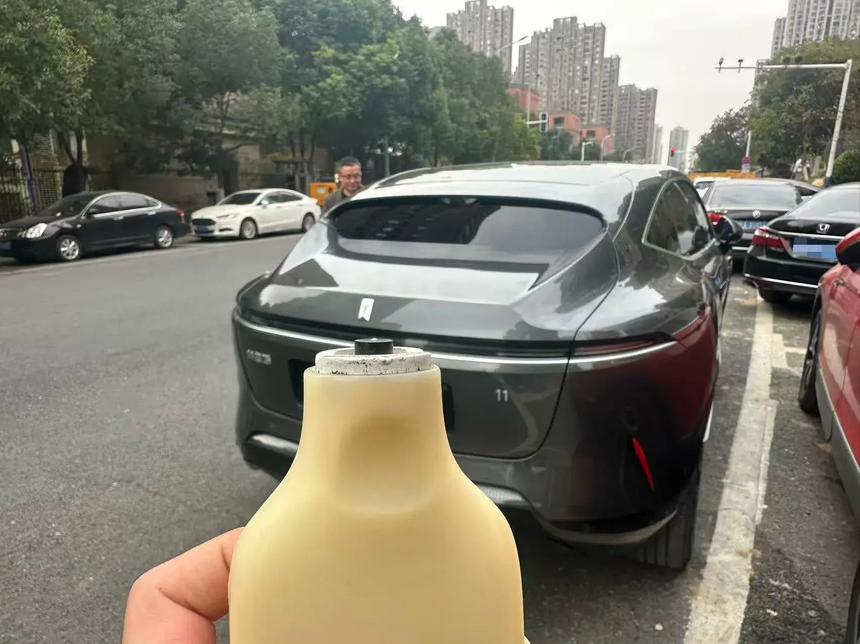 2023 AVATR 11 thumbnail 3