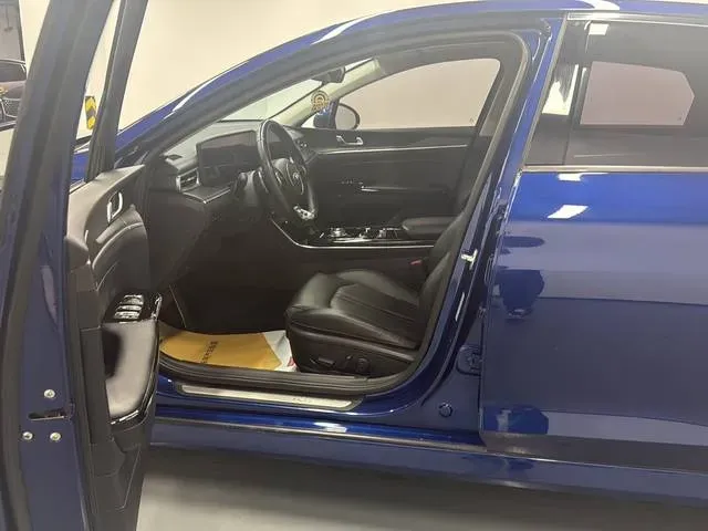 2020 Kia K5 2.0T 240HP L4 8AT,autocango,china used car exporter,china ev exporter,chinese used car exporter,chinese used ev exporter