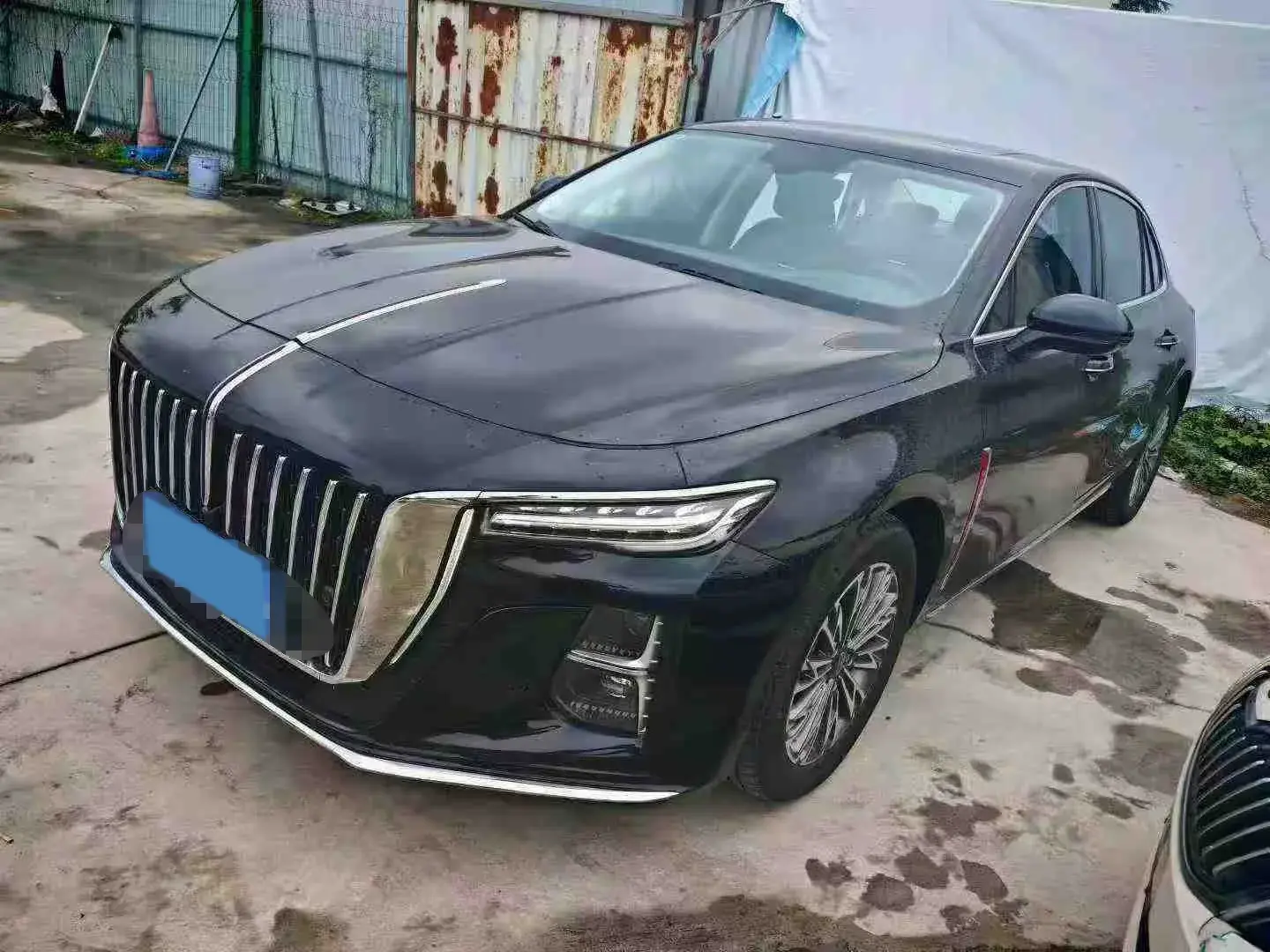 2024 HONGQI H5 view 1