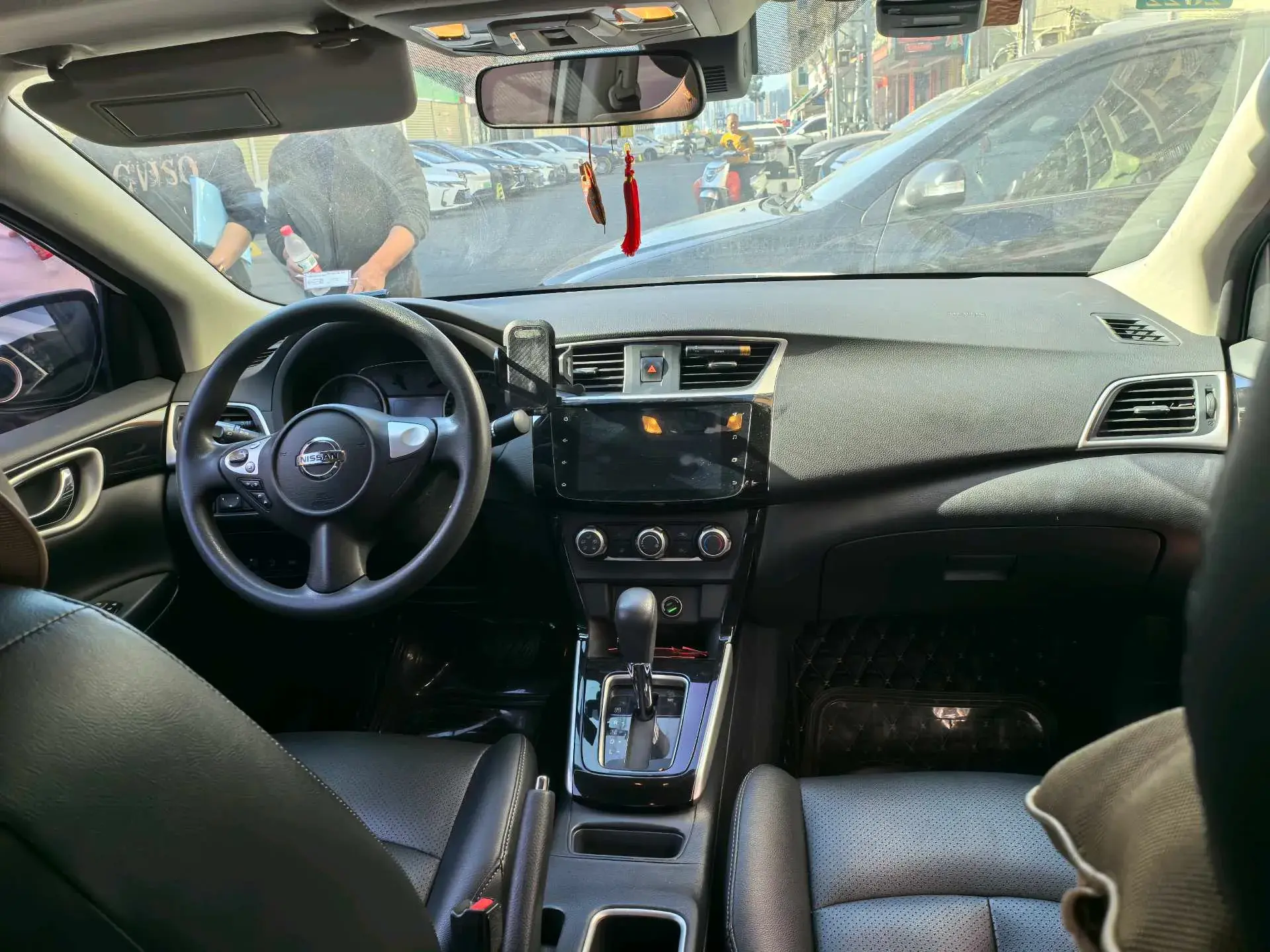 2019 NISSAN SYLPHY thumbnail 3