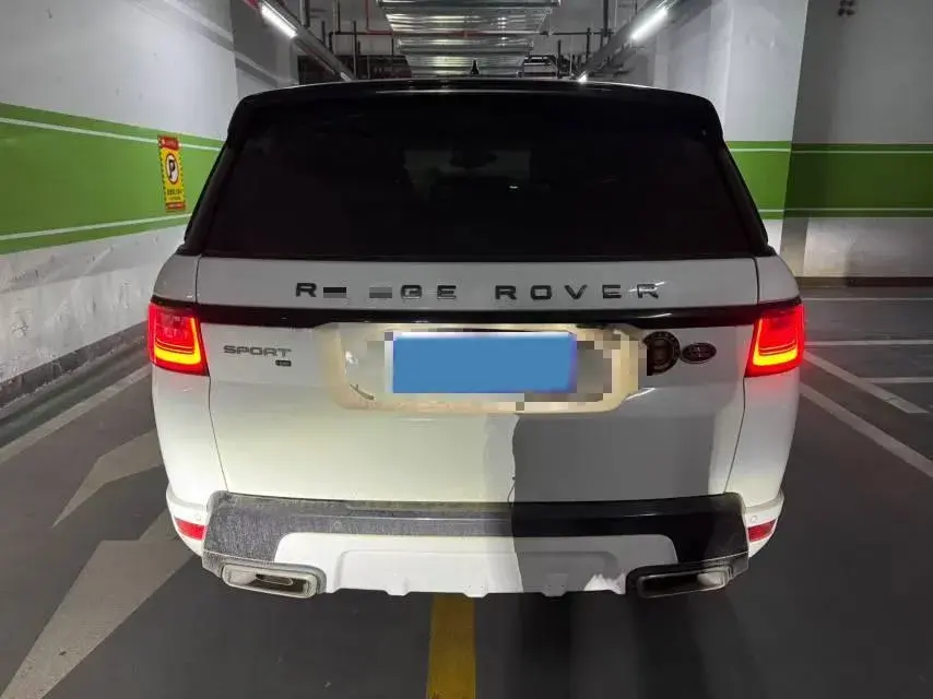 2021 LAND ROVER thumbnail 4