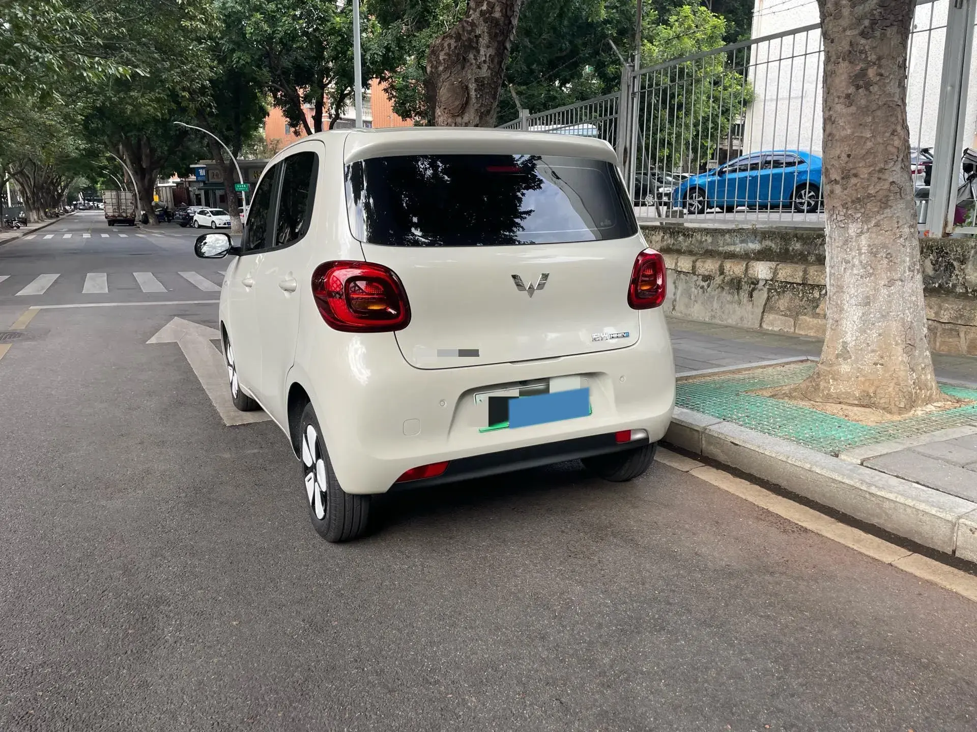 2025 WULING HONGGUANG thumbnail 4