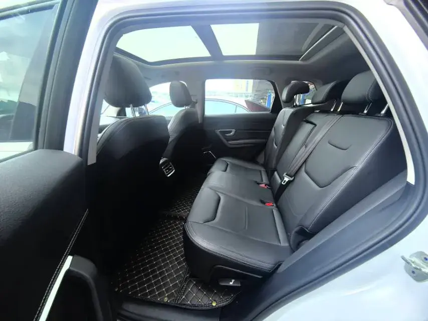 2019 BYD SONG thumbnail 3