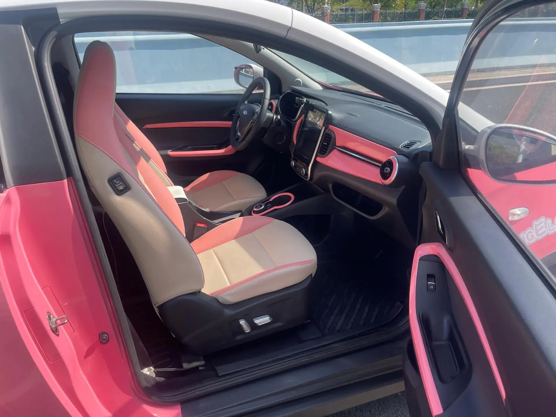 2021 CHERY LITTLE thumbnail 4