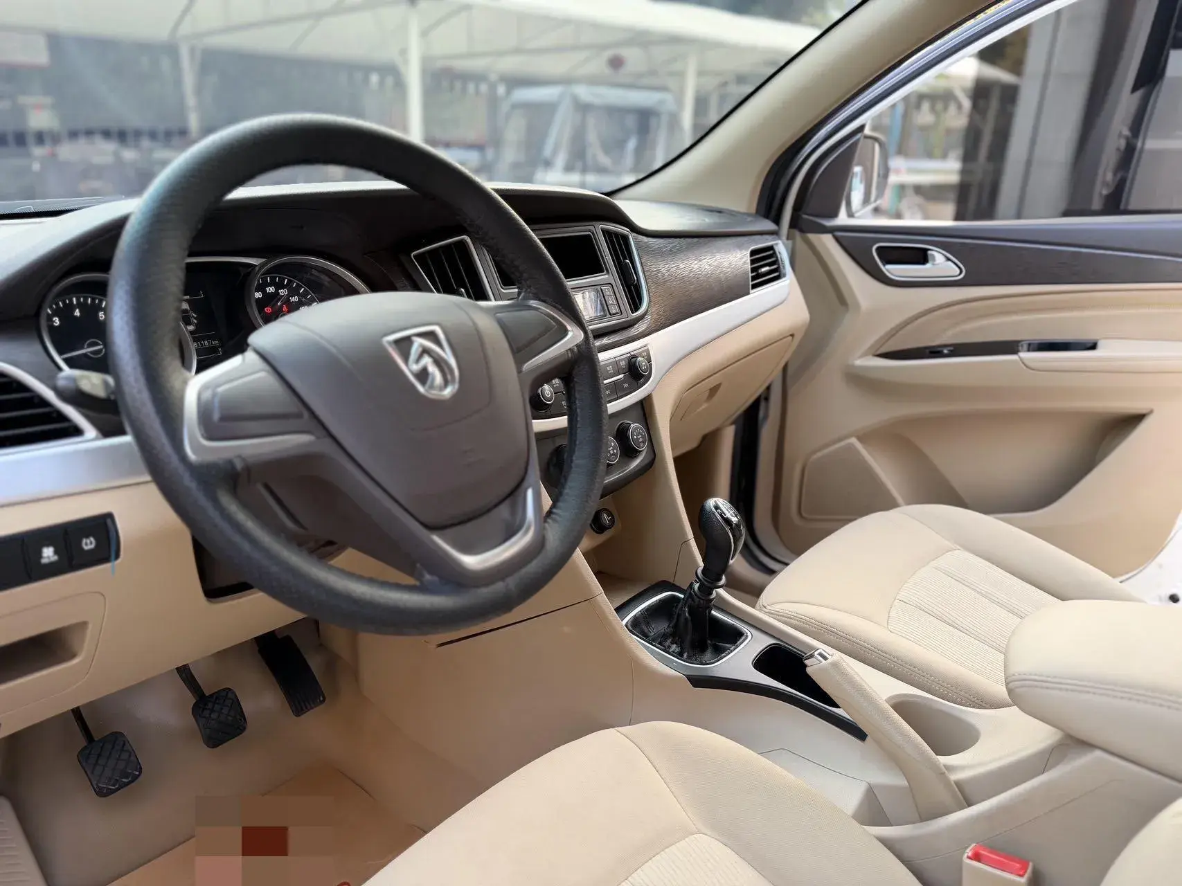 2019 BAOJUN 730 thumbnail 4