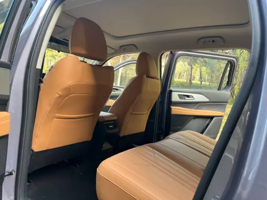 2023 HAVAL H5 thumbnail 4