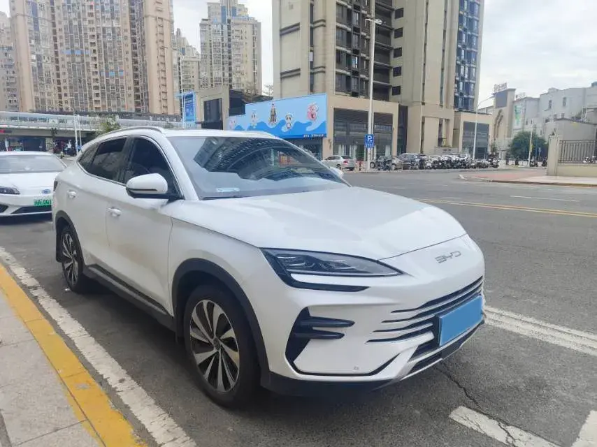 2023 BYD SONG thumbnail 3