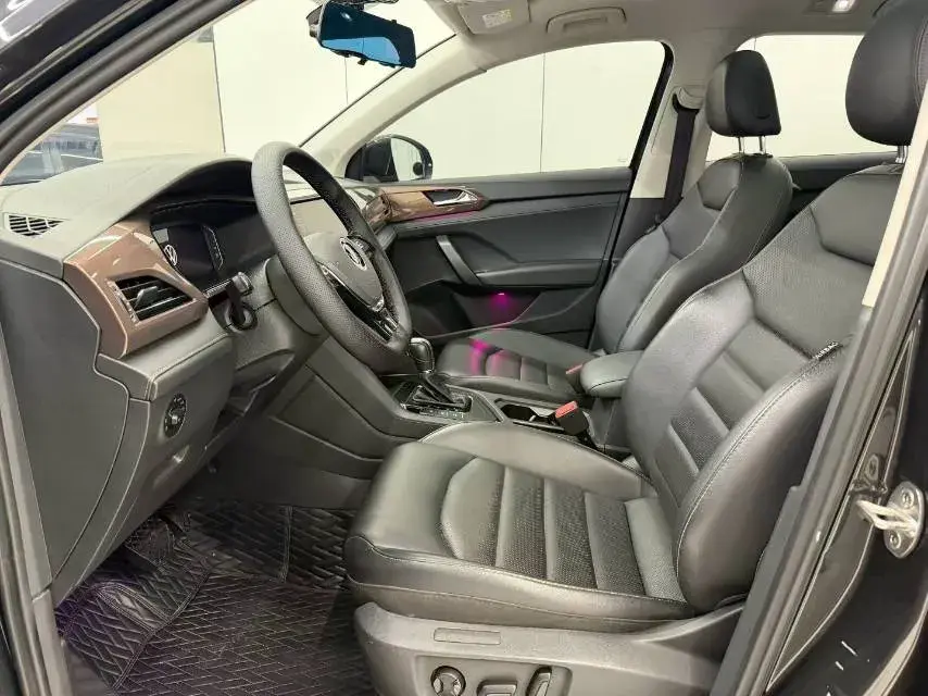 2022 VOLKSWAGEN THARU thumbnail 4