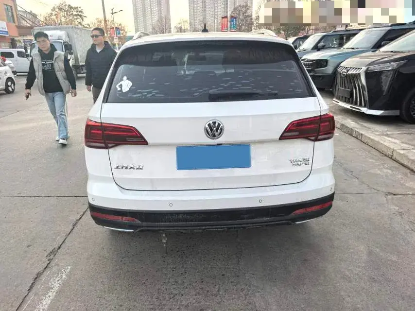 2020 VOLKSWAGEN THARU thumbnail 4