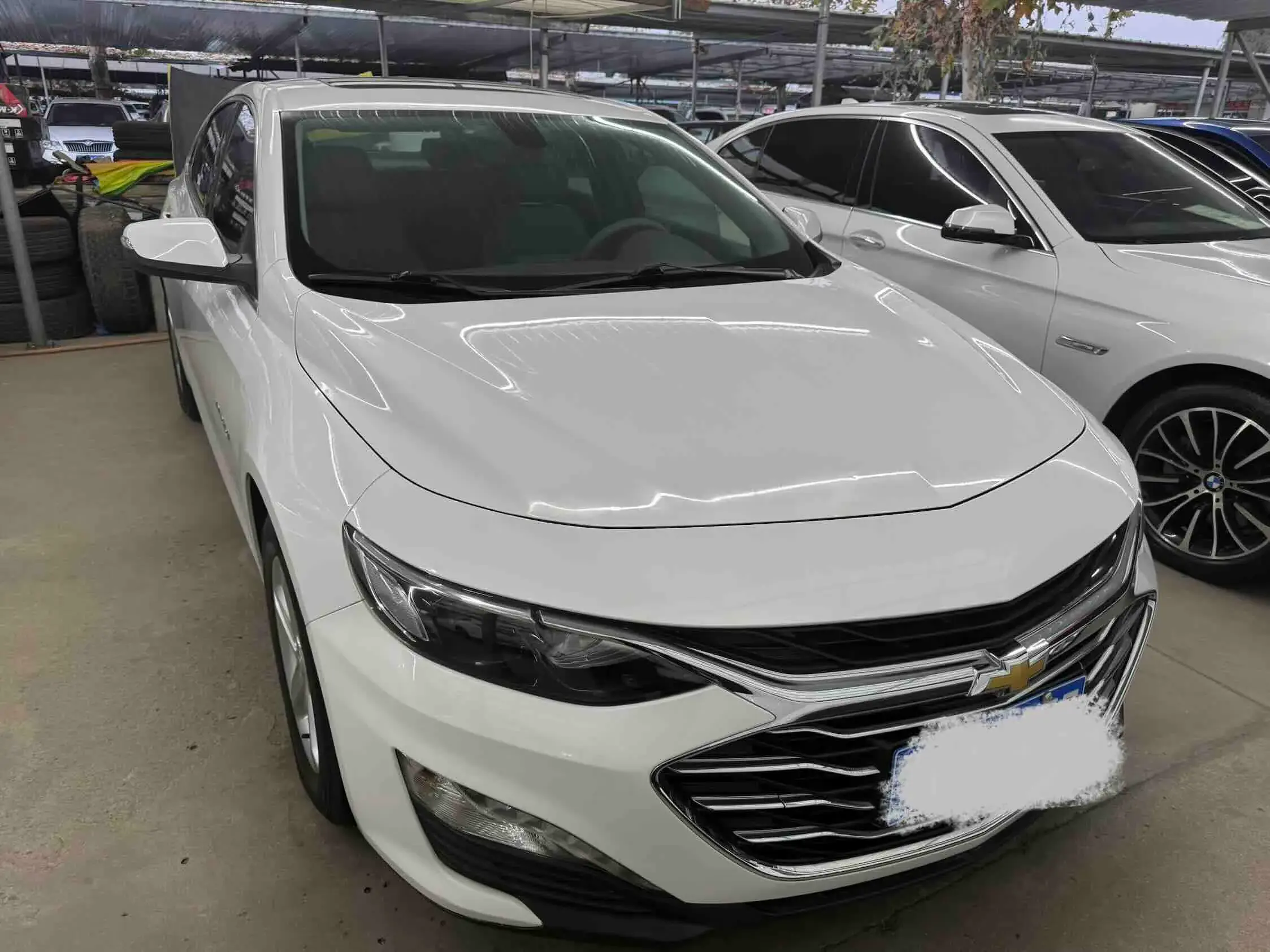 2021 CHEVROLET MALIBU thumbnail 3