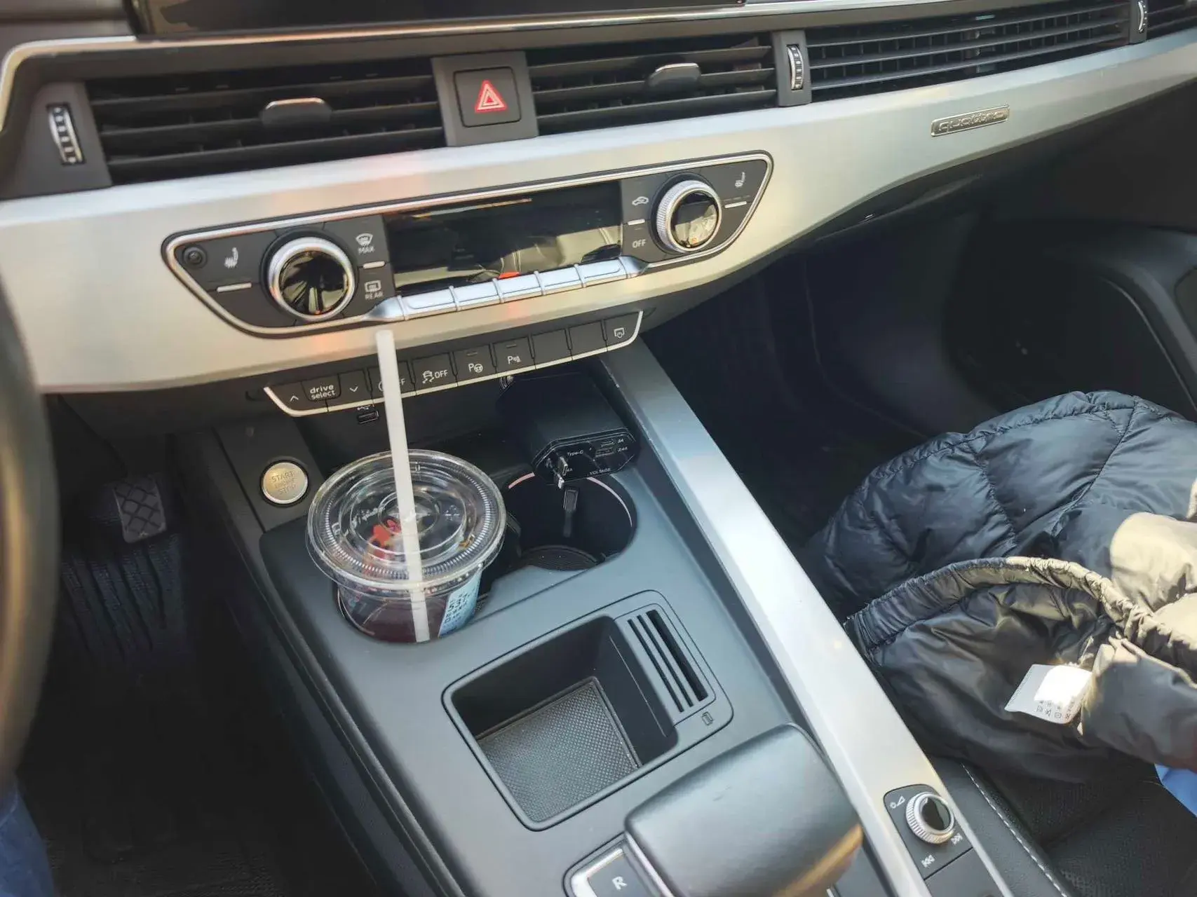 2020 AUDI A4L thumbnail 4