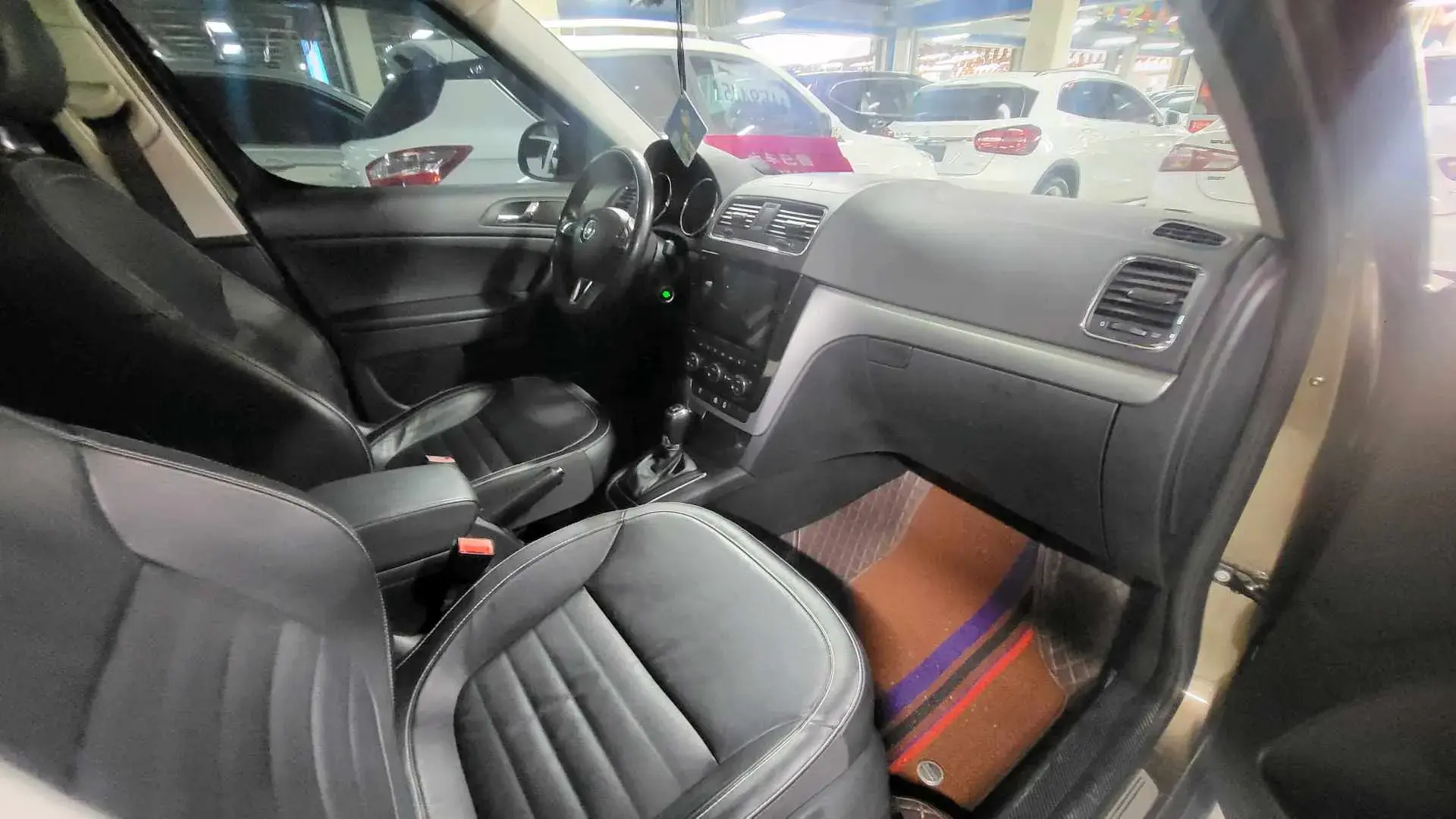 2017 SKODA YETI thumbnail 4