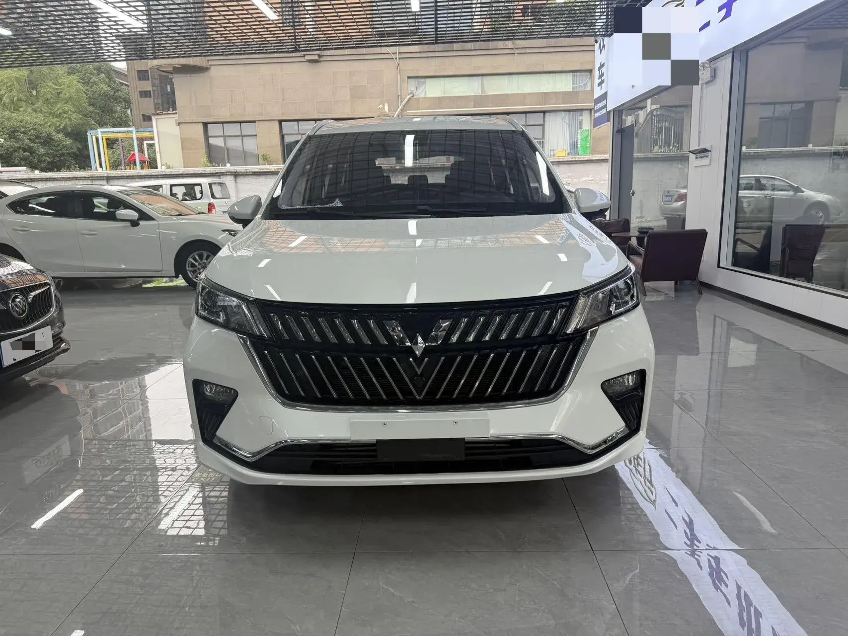 2022 WULING JIACHEN thumbnail 2