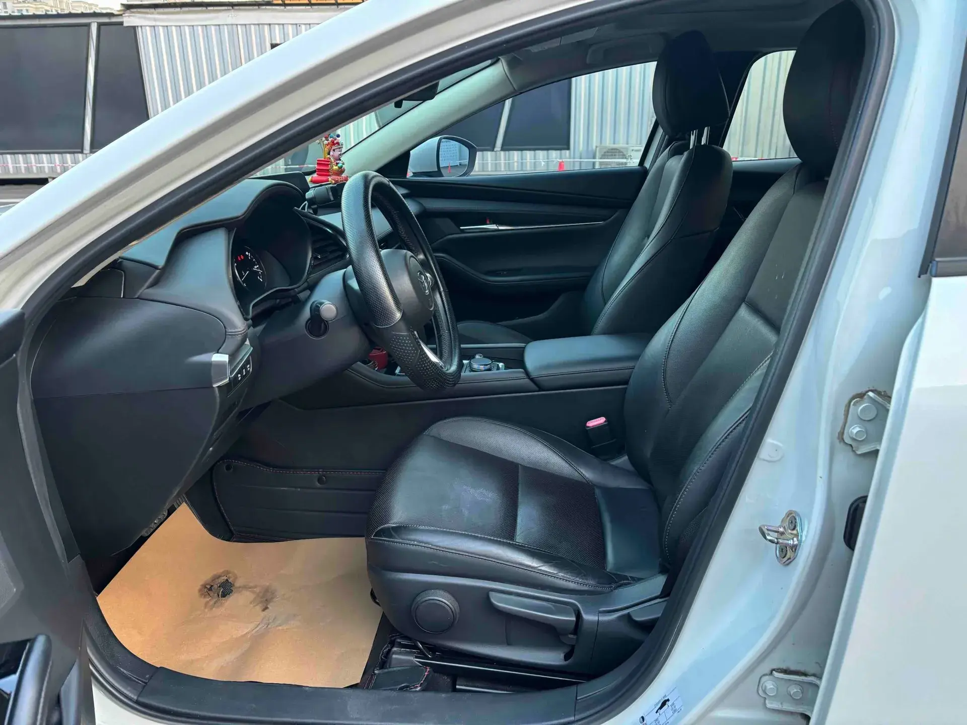 2020 MAZDA 3 thumbnail 2