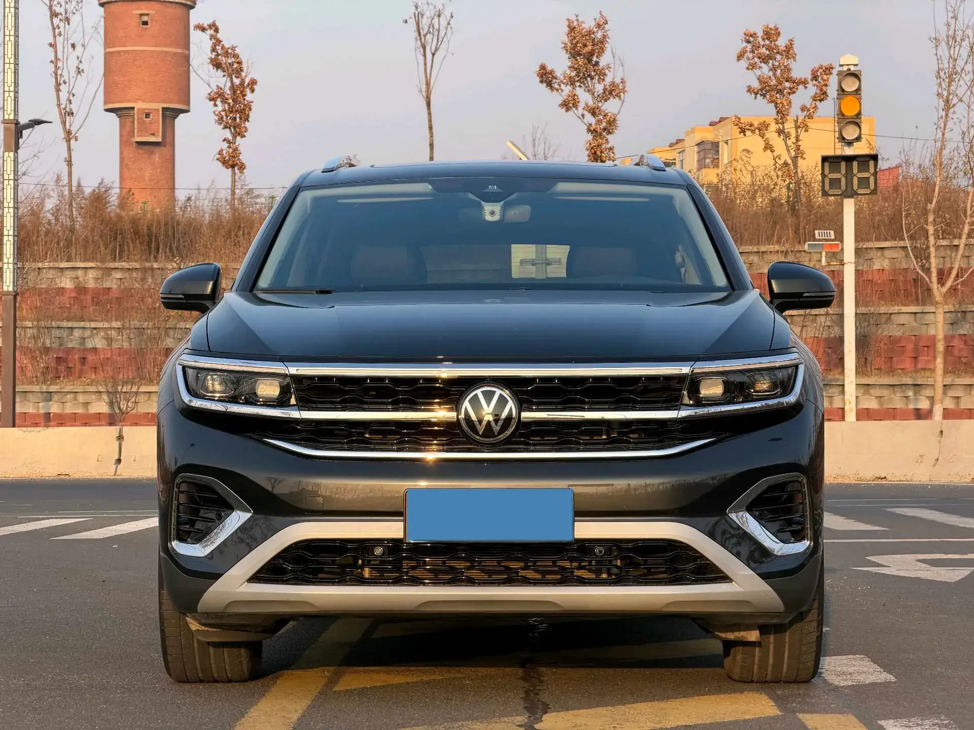 2022 VOLKSWAGEN TALAGON thumbnail 2