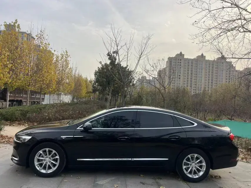 2021 BUICK LARCOSSE thumbnail 3