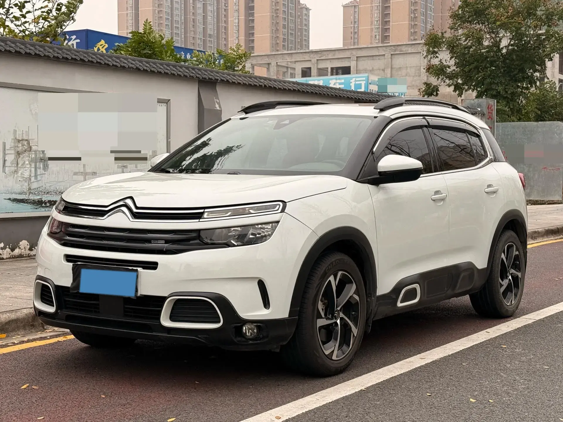 2017 CITROEN C5 view 1