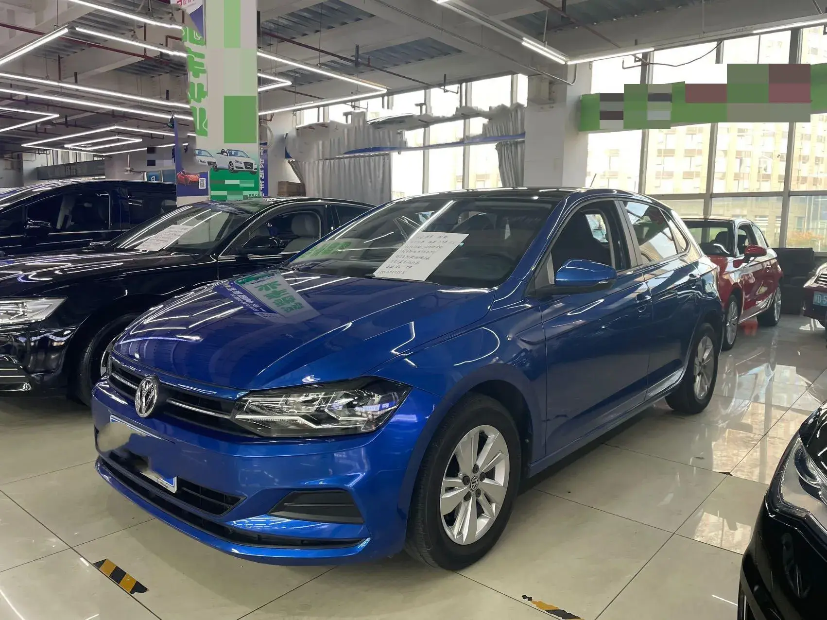 2019 VOLKSWAGEN POLO view 1