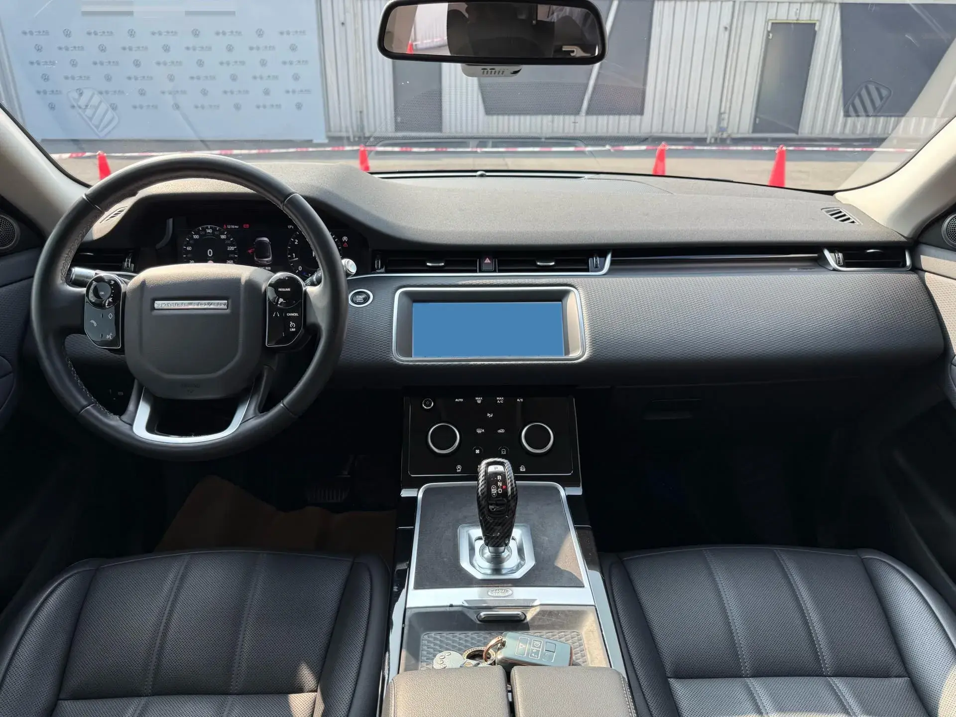 2020 LAND ROVER thumbnail 2