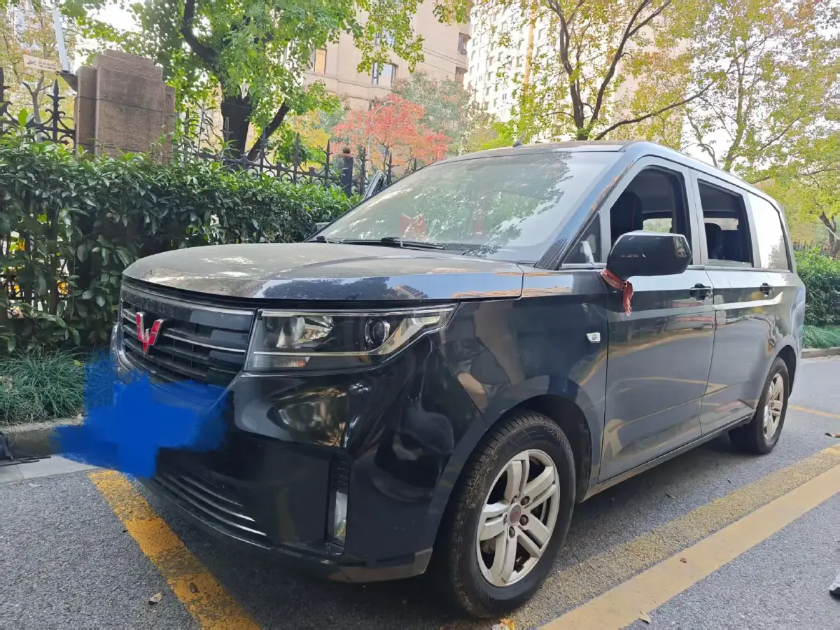 2019 WuLing HongGuang Plus 1.5T 147HP L4 6MT