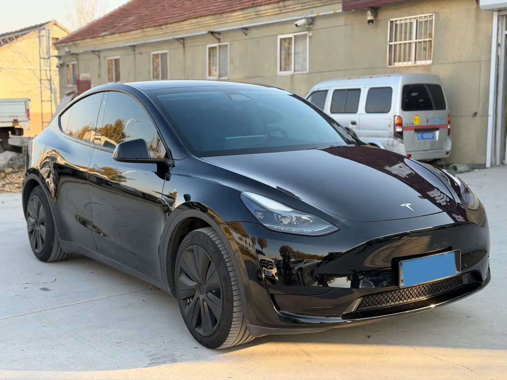 2022 TESLA MODEL thumbnail 3