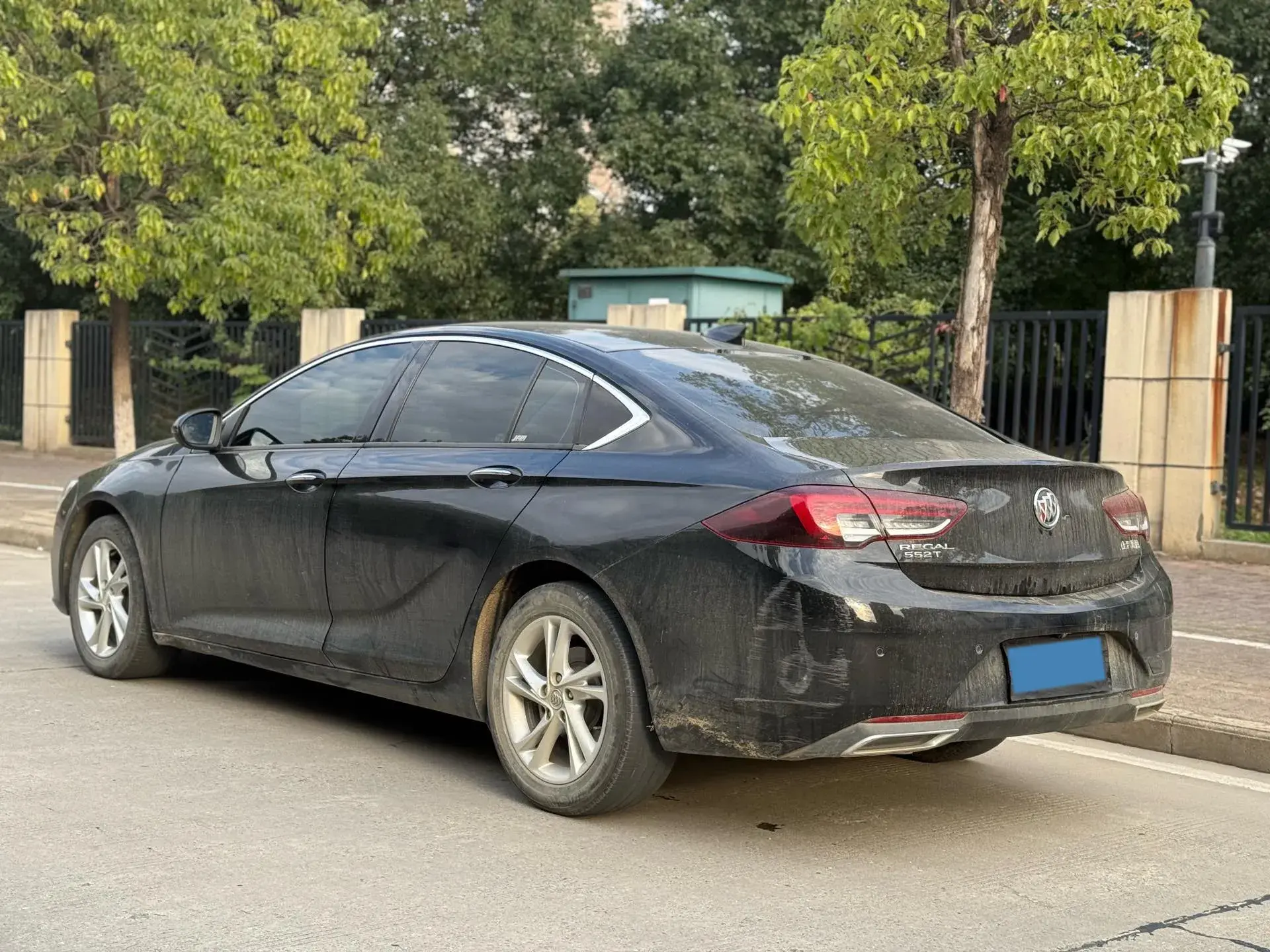 2021 BUICK REGAL thumbnail 4