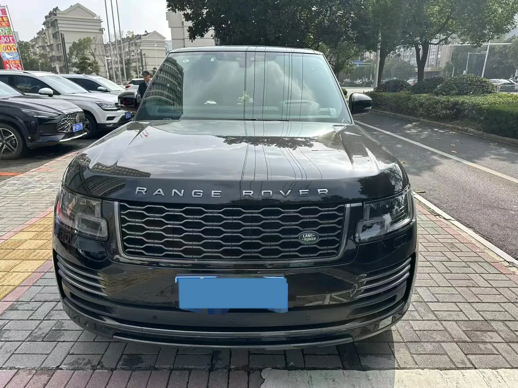 2020 LAND ROVER thumbnail 2