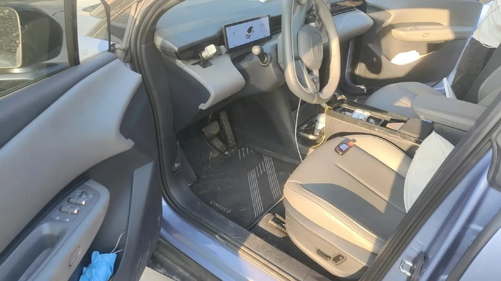 2025 LYNK&CO Z20 BEV 61.47KWH,autocango,china used car exporter,china ev exporter,chinese used car exporter,chinese used ev exporter