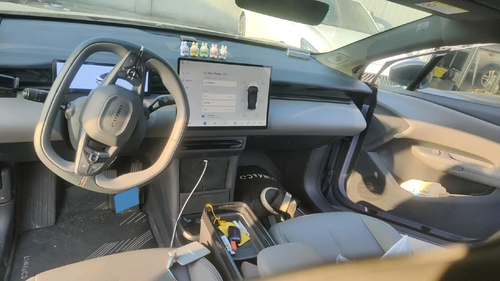 2025 LYNK&CO Z20 BEV 61.47KWH,autocango,china used car exporter,china ev exporter,chinese used car exporter,chinese used ev exporter