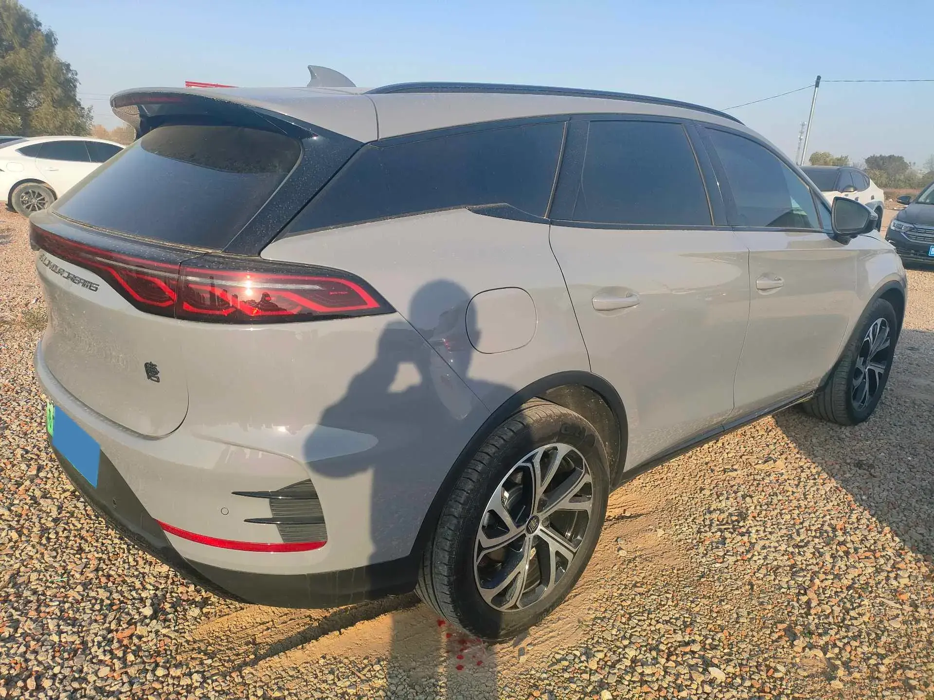 2024 BYD TANG thumbnail 3