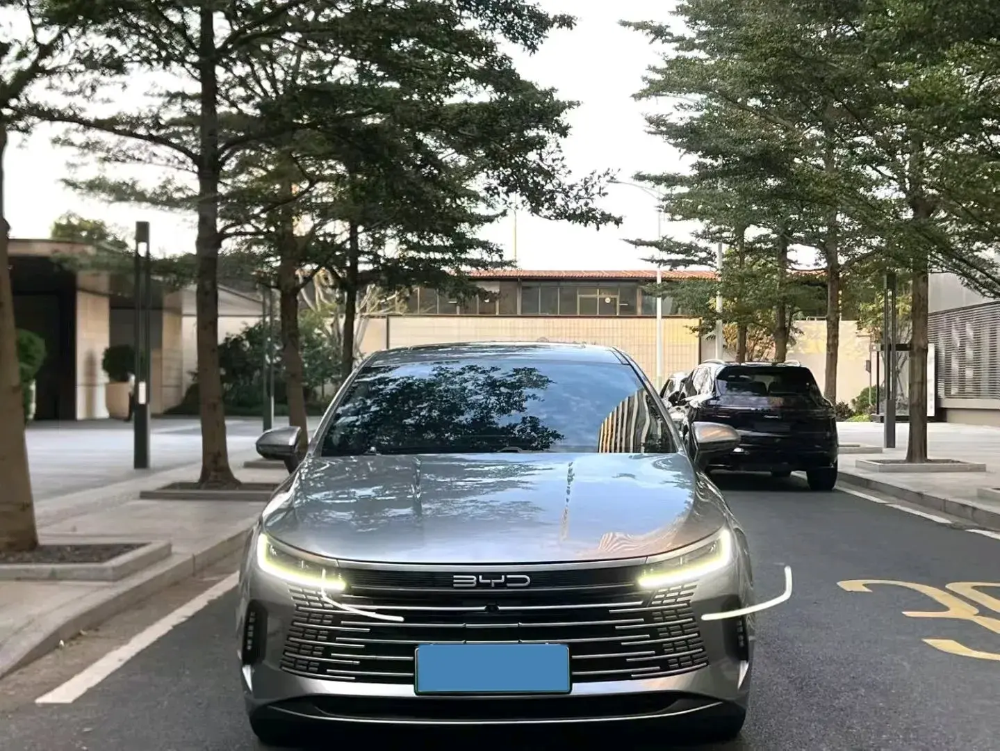 2022 BYD DESTROYER thumbnail 2