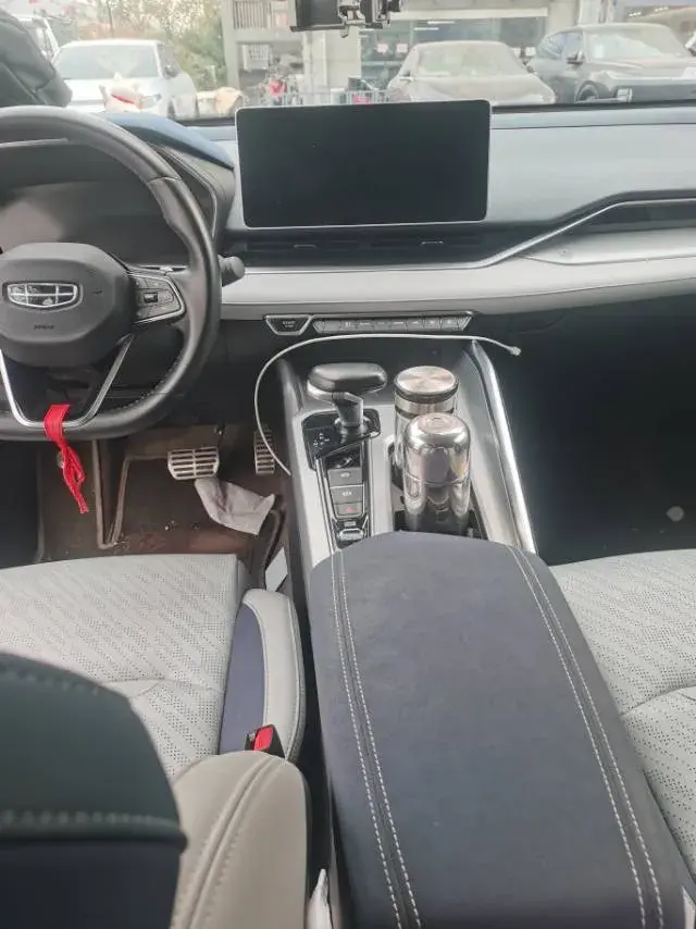 2020 GEELY BINRAY thumbnail 4