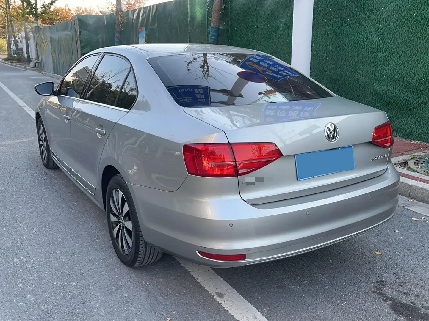 2018 VOLKSWAGEN SAGITAR thumbnail 3