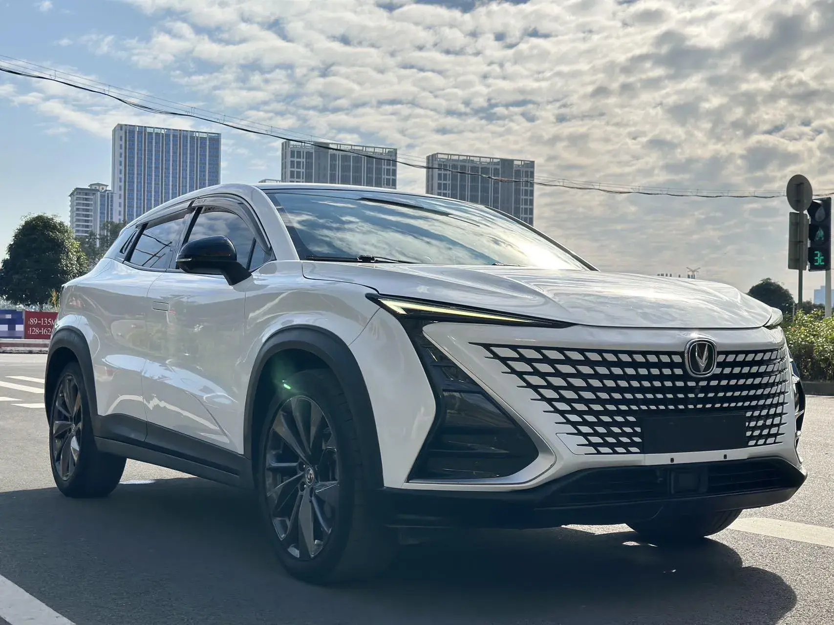 2020 CHANGAN UNI-T thumbnail 3