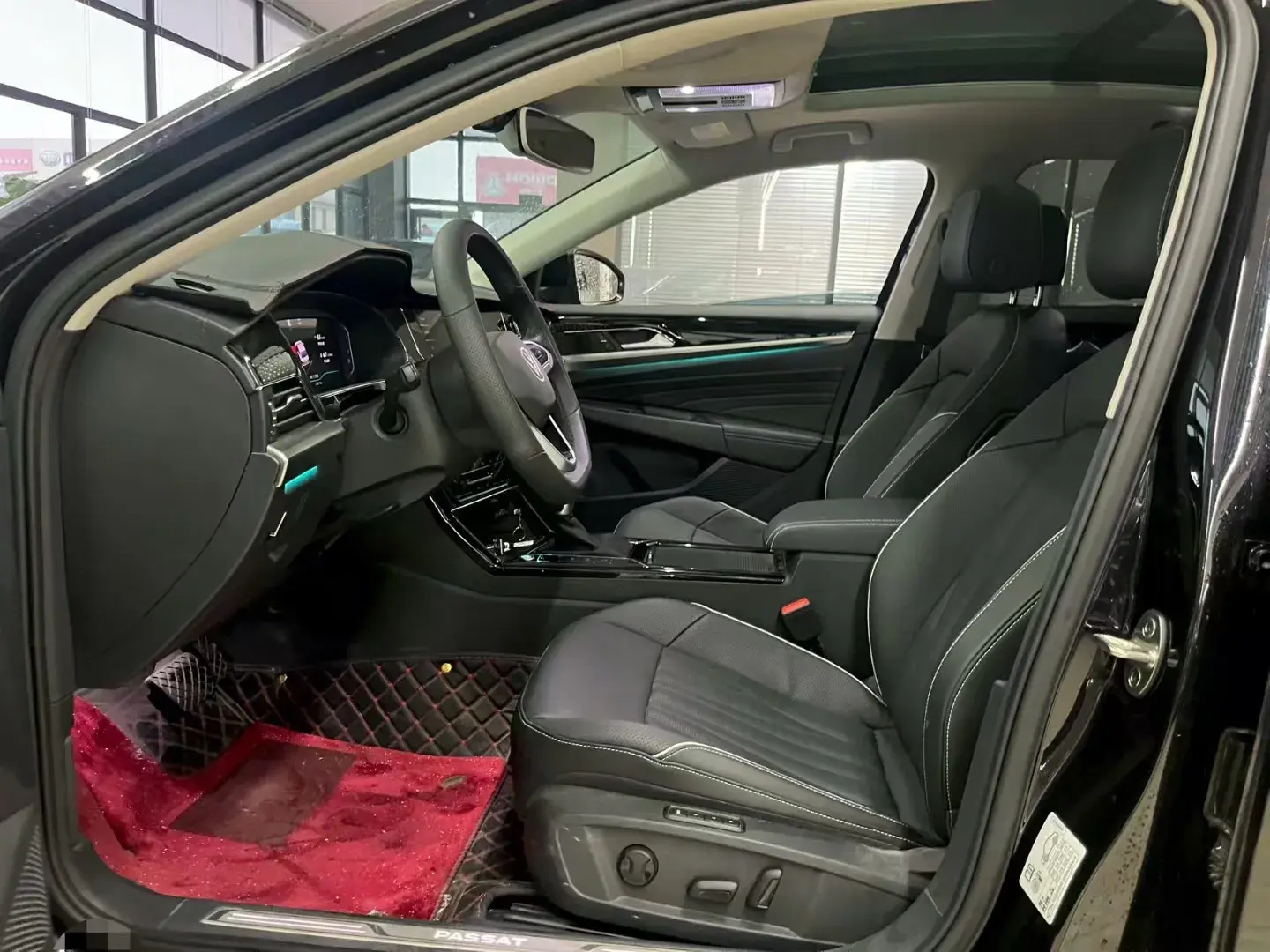 2022 VOLKSWAGEN PASSAT thumbnail 3